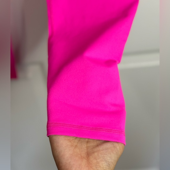 Fabletics Define PowerHold® High-Waisted 7/8 Legging - Picture 5 of 9